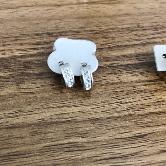 Assorted Earrings - Picture 7 of 7